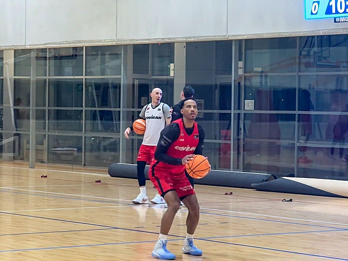 El Covirán, con tres bases por primera vez